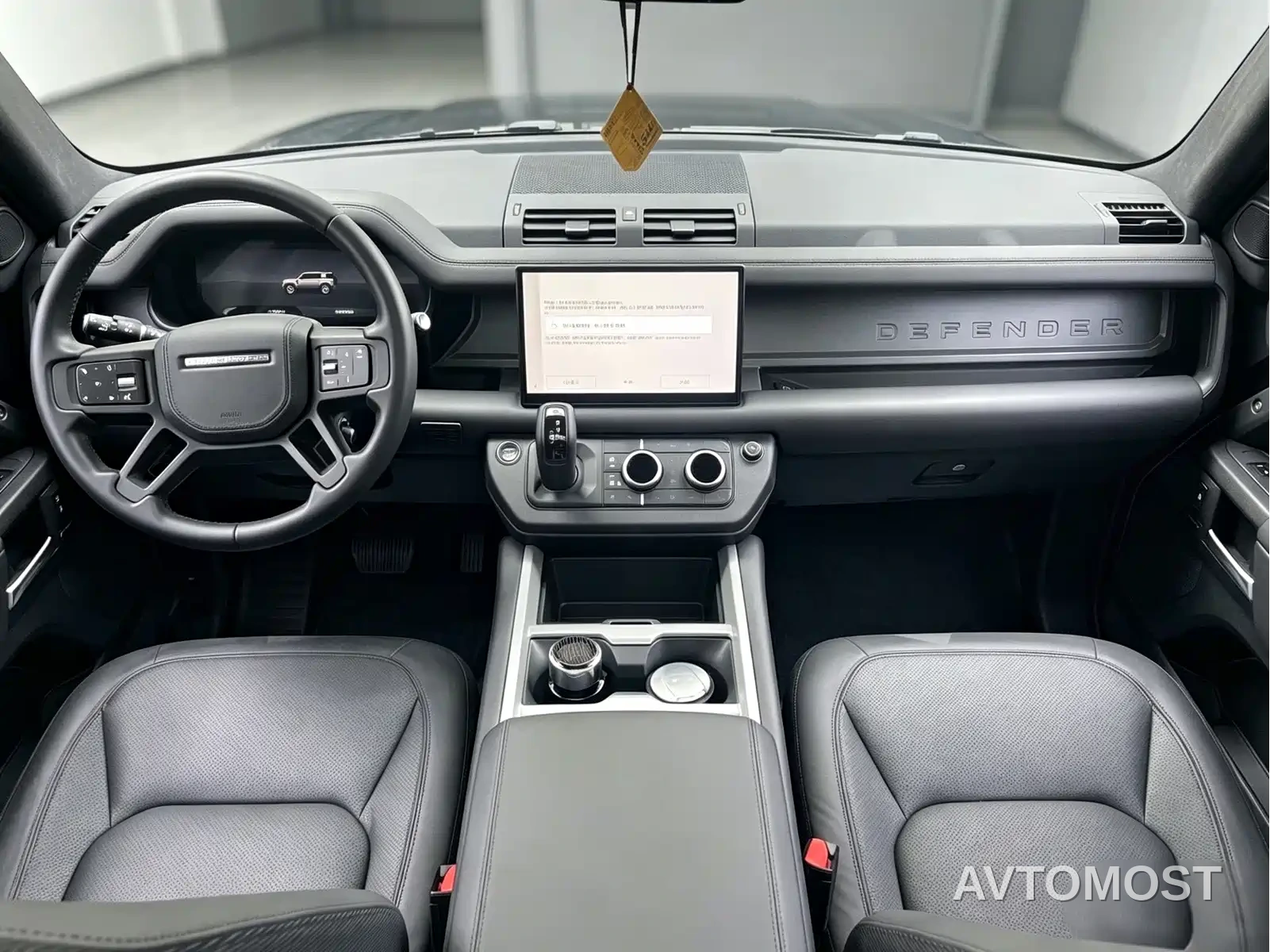 Land Rover Defender 2025 110 3.0T P400 -Dynamic HSE — фото 5