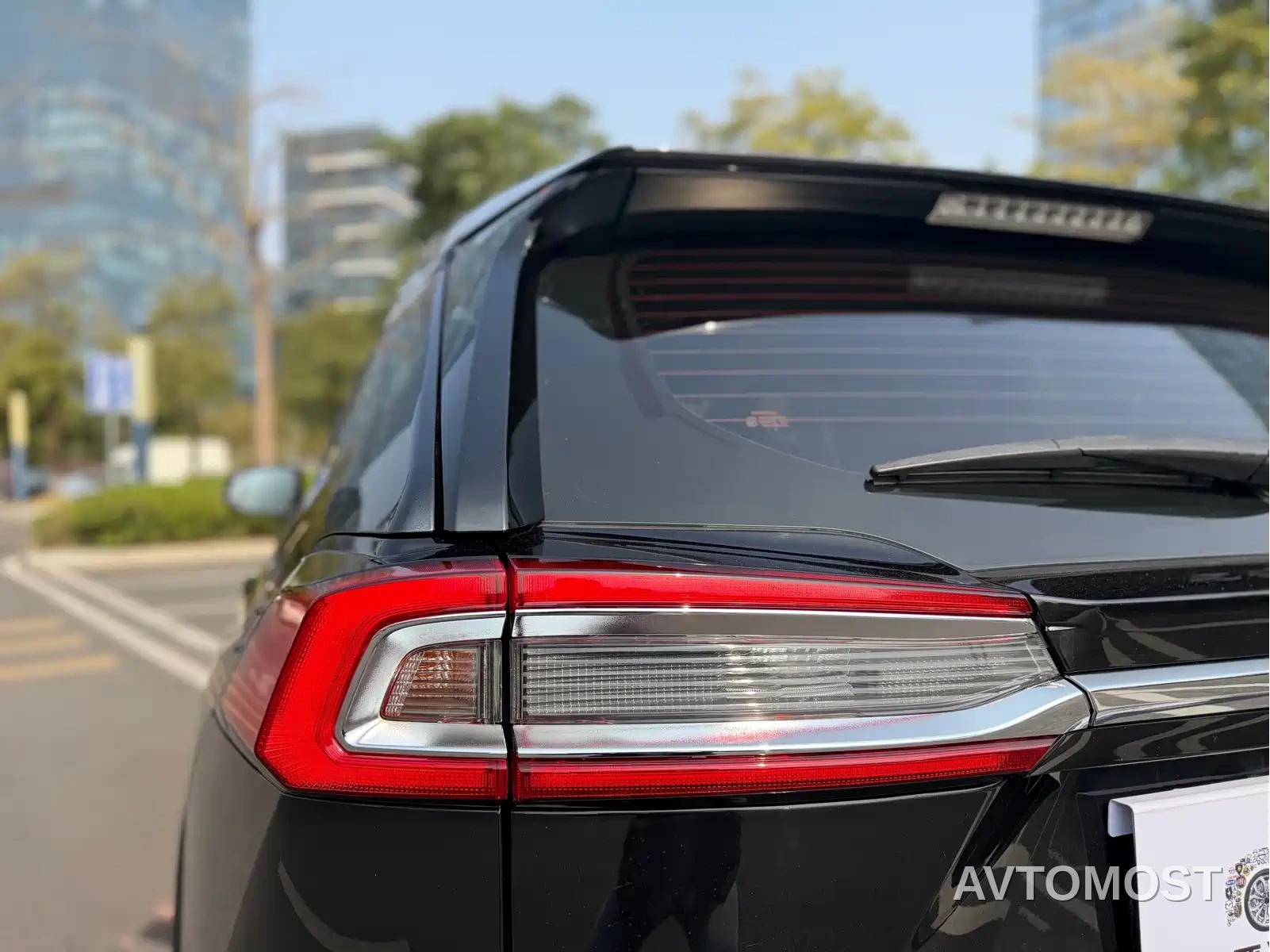 Toyota Wildlander 2021 Hybrid 2.5L E-CVT 2WD Luxury Edition — фото 9