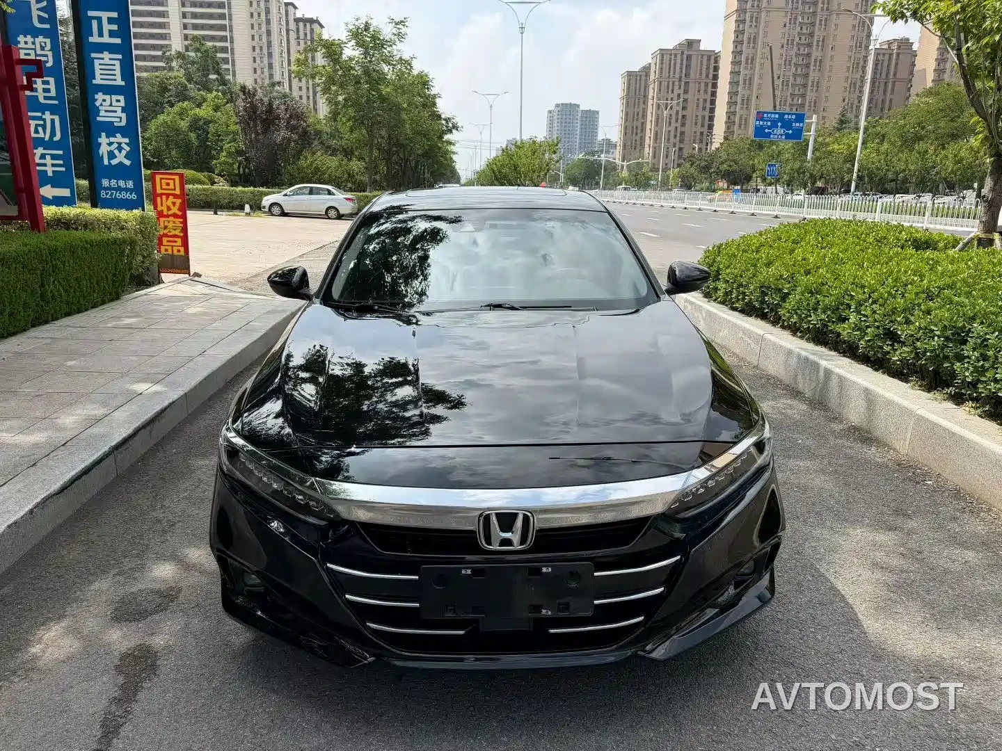Honda Accord 2022 Sharp Hybrid 2.0L Sharp Leader Edition — фото 1