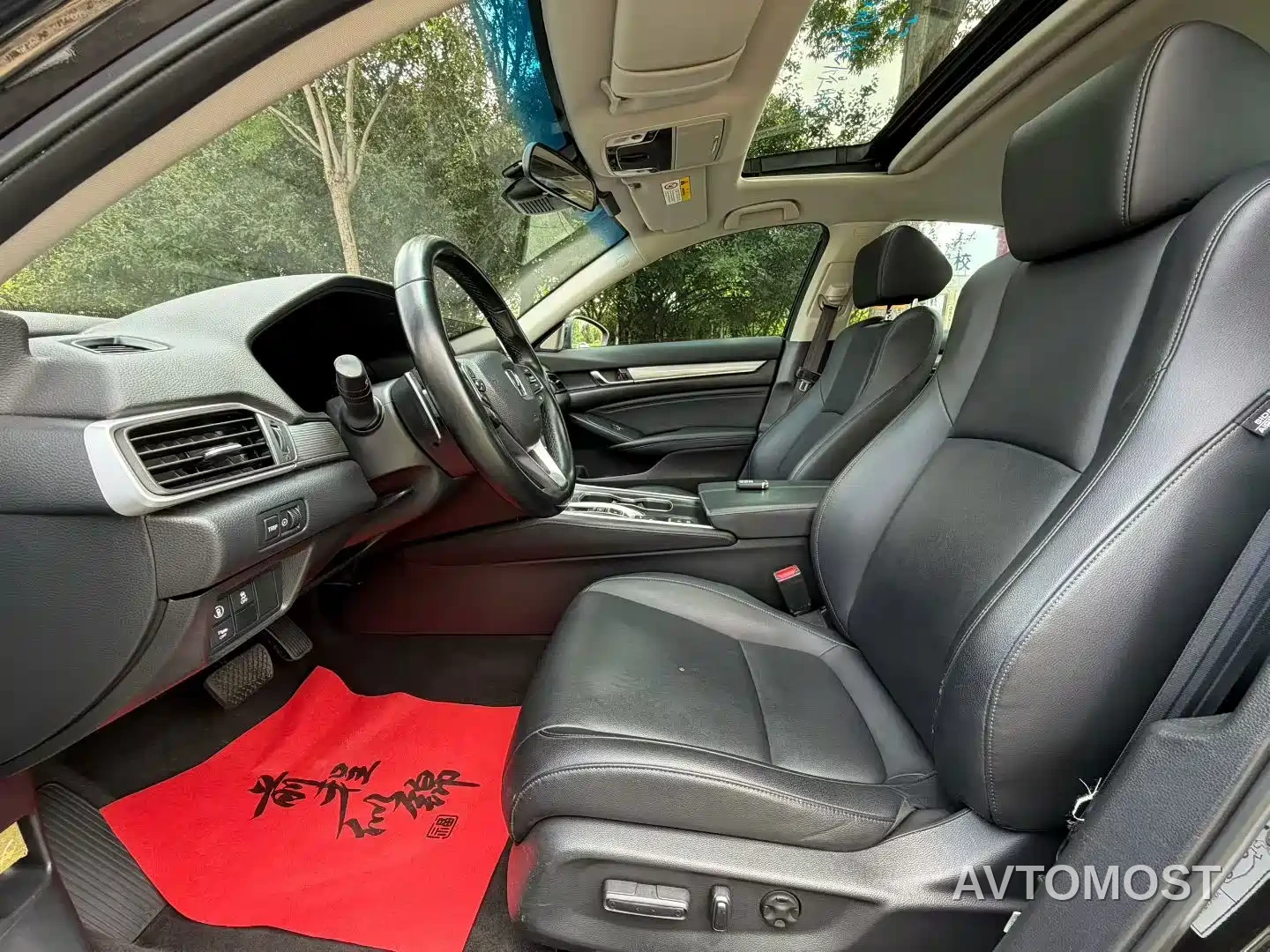 Honda Accord 2022 Sharp Hybrid 2.0L Sharp Leader Edition — фото 4