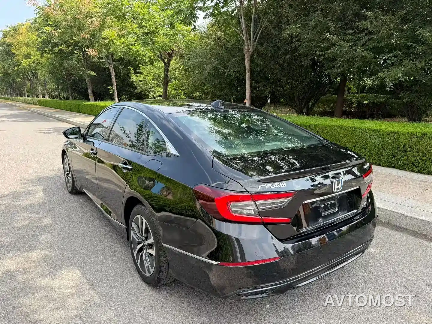 Honda Accord 2022 Sharp Hybrid 2.0L Sharp Leader Edition — фото 8