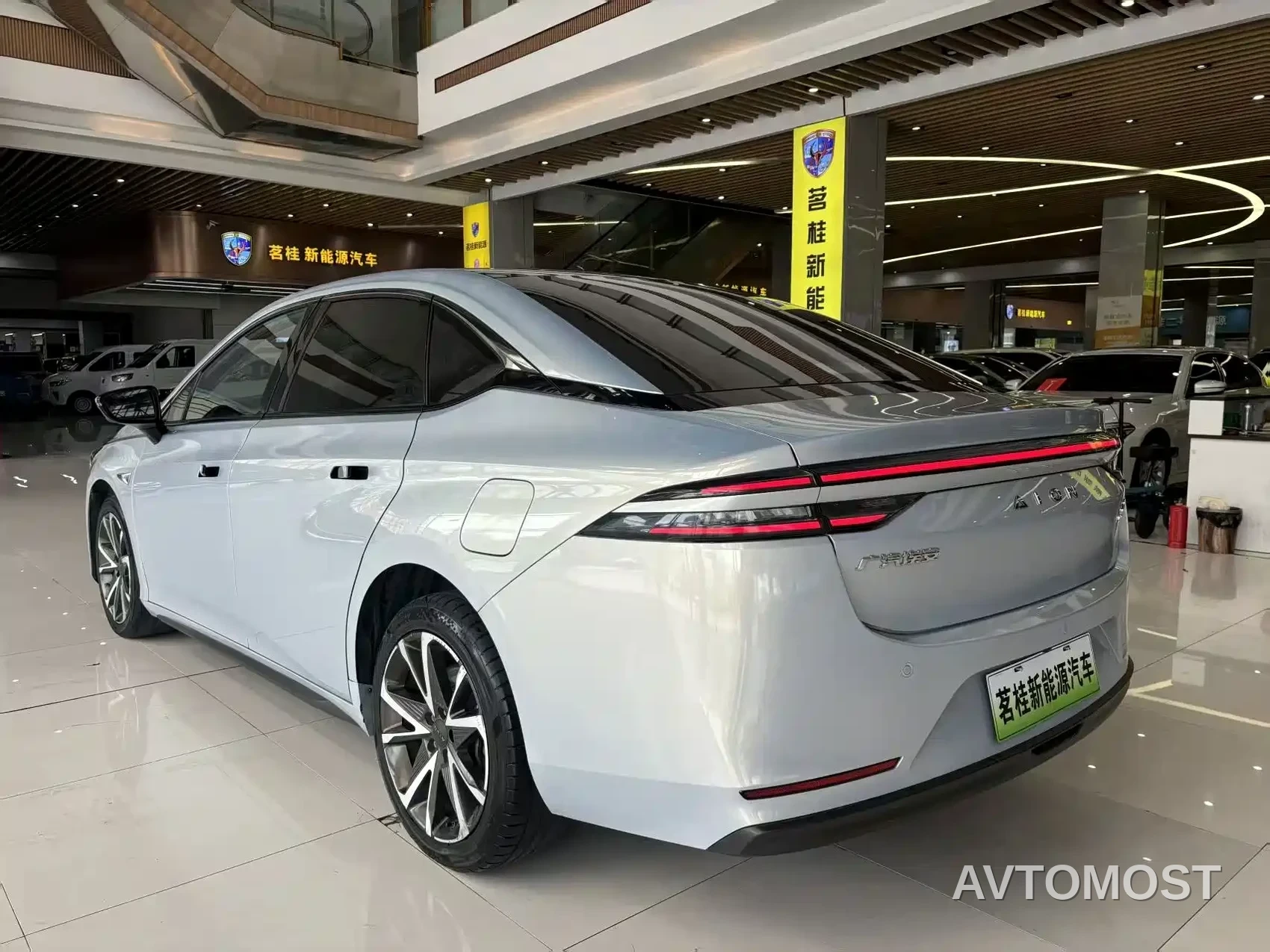AION S Plus 2022 80 Tech Edition — фото 12