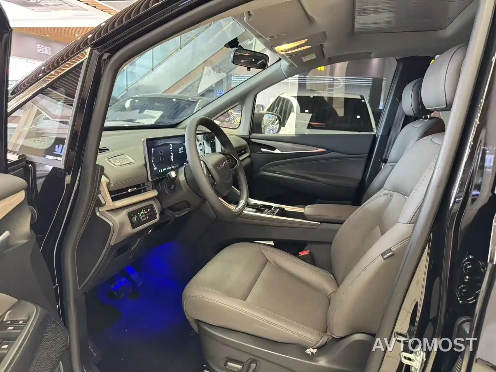SAIC Maxus G50 PHEV 2025 Pilot Edition — фото 7