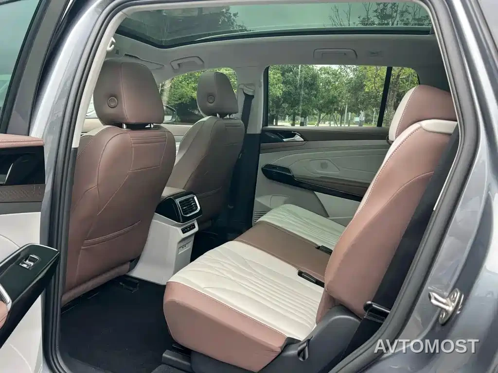 Volkswagen ID.6 X 2021 Pro Intelligent Long Range Edition — фото 8