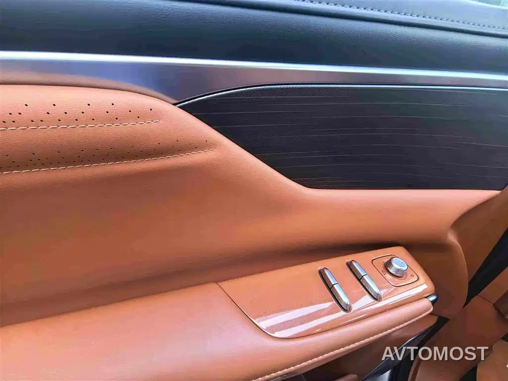 Buick Zhijing Shijia 2026 Model PHEV Base Version — фото 11
