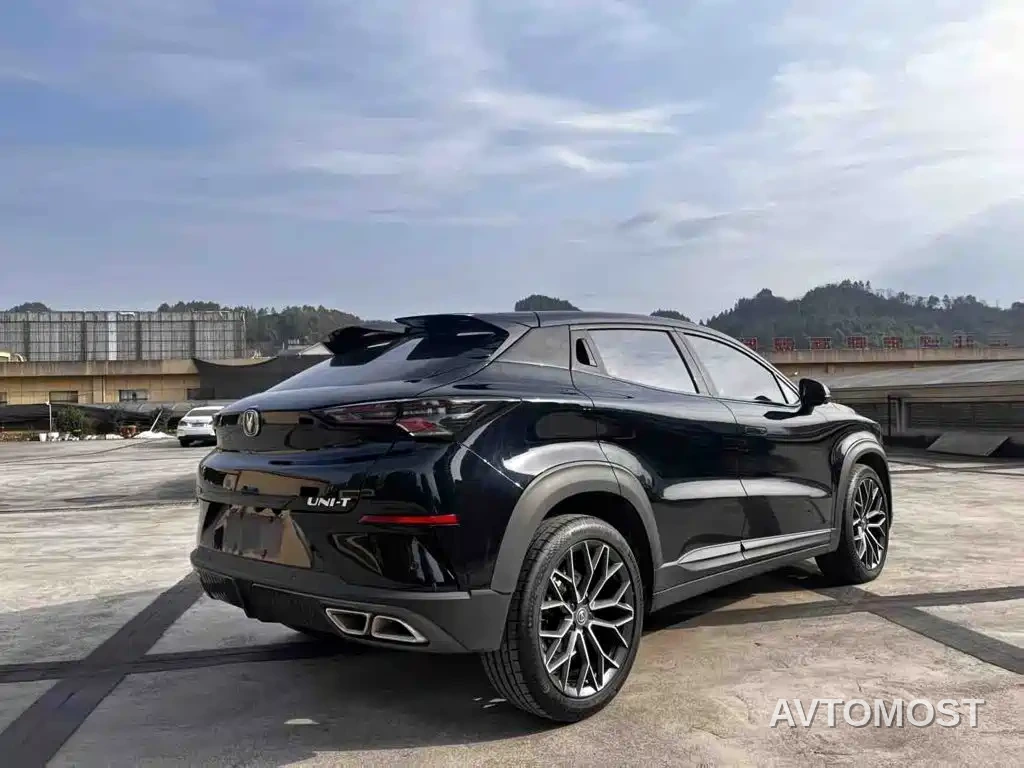Changan UNI-T 2022 1.5T Premium — фото 6