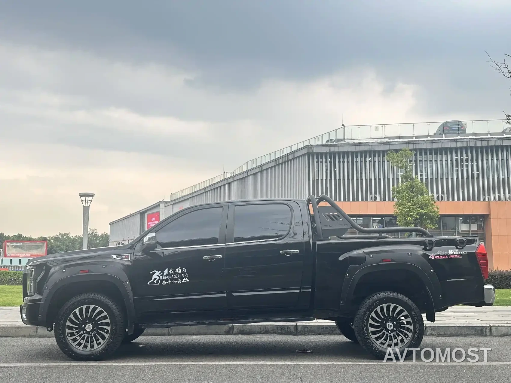 Foton General G9 2023 2.0T Armored General Automatic 4WD Diesel Enjoy Standard Cab 4F20TC — фото 2