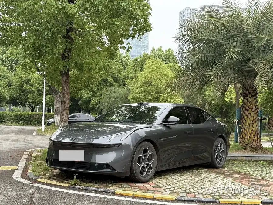 Lynk & Co Z10 2025 Model 95kWh 806km RWD Smart Drive Max