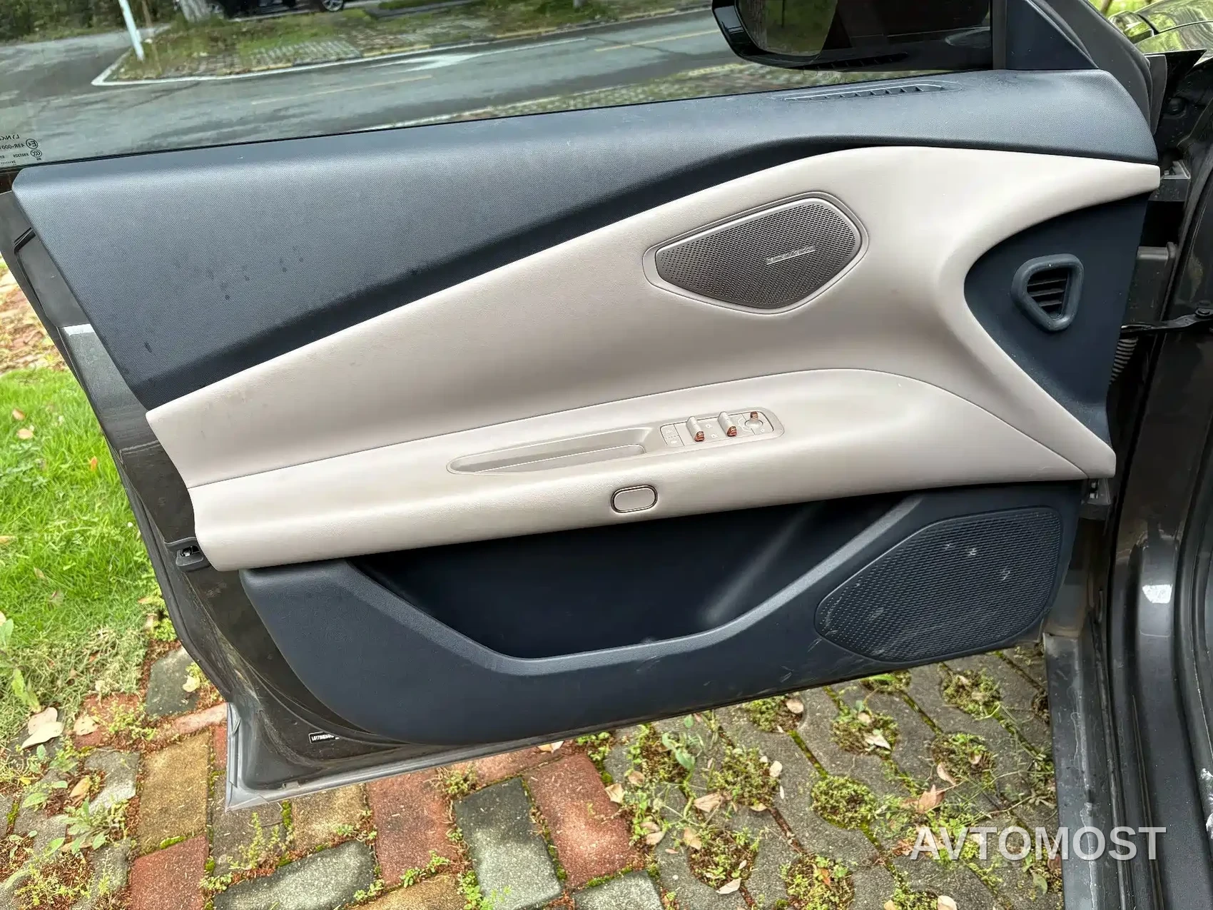 Lynk & Co Z10 2025 Model 95kWh 806km RWD Smart Drive Max — фото 4