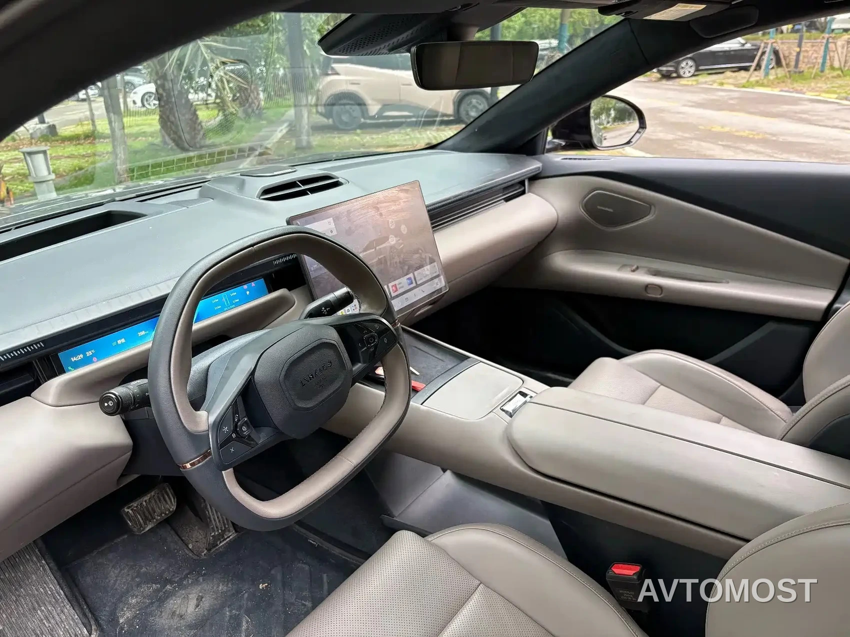 Lynk & Co Z10 2025 Model 95kWh 806km RWD Smart Drive Max — фото 5