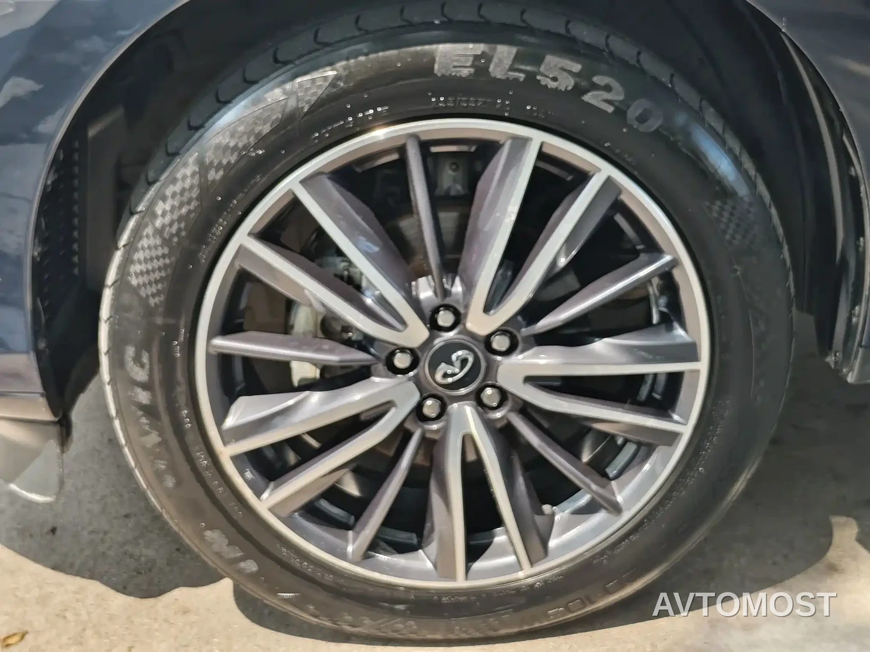 Infiniti QX60 (Import) 2020 2.5 S/C Hybrid 2WD Excellence Edition — фото 13