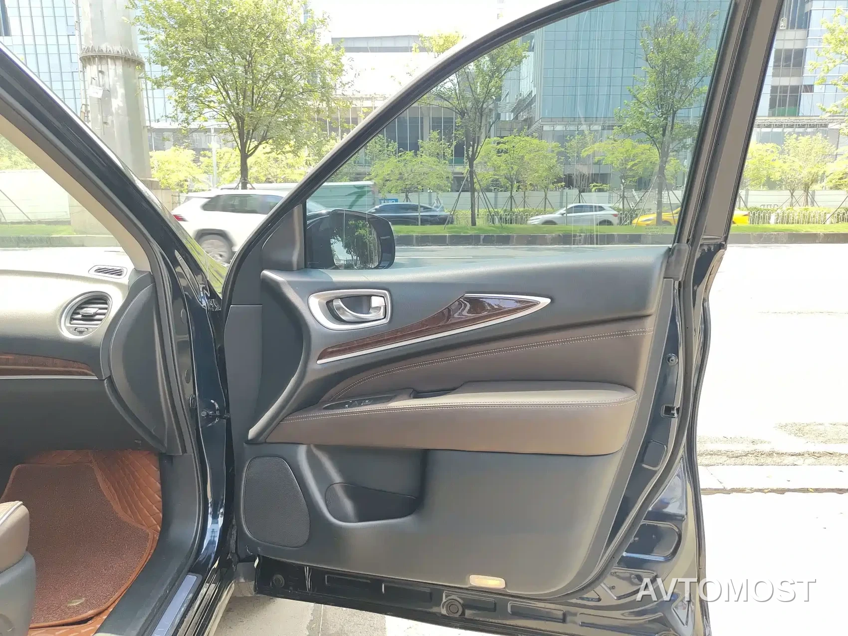Infiniti QX60 (Import) 2020 2.5 S/C Hybrid 2WD Excellence Edition — фото 22
