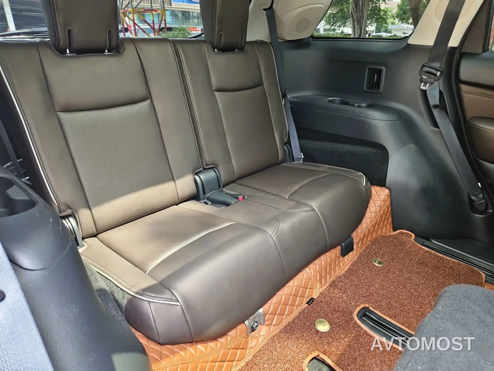 Infiniti QX60 (Import) 2020 2.5 S/C Hybrid 2WD Excellence Edition — фото 30