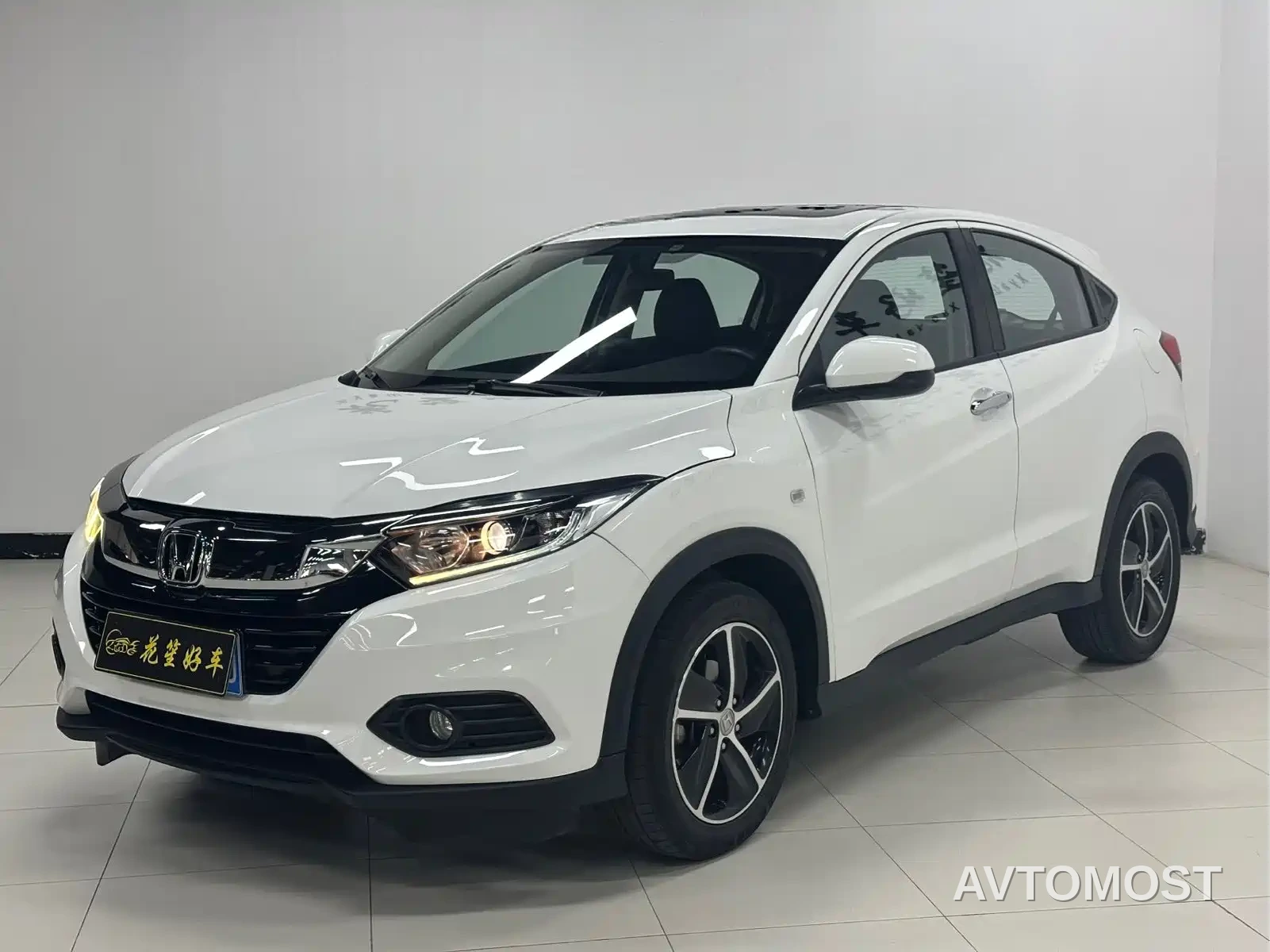 Honda Vezel 2022 1.5L CVT Elite Smart Edition — фото 1