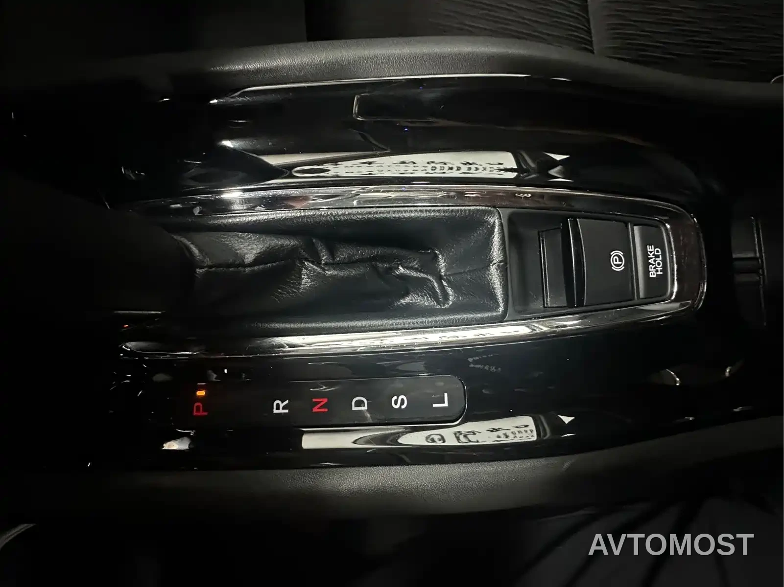 Honda Vezel 2022 1.5L CVT Elite Smart Edition — фото 19