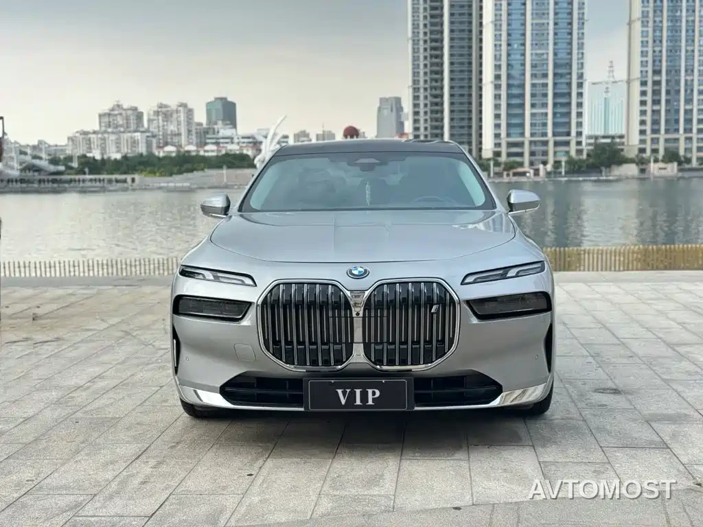 BMW i7 2023 eDrive50L Leading M Sport Package — фото 2