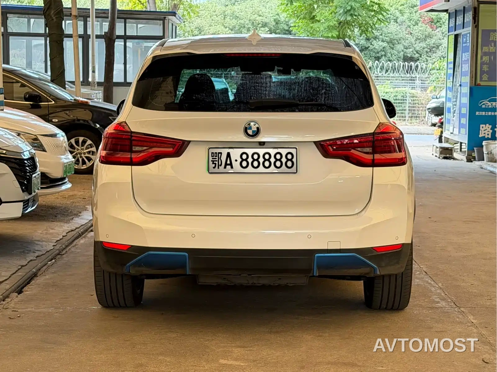 BMW iX3 2021 Facelift Pioneer — фото 5