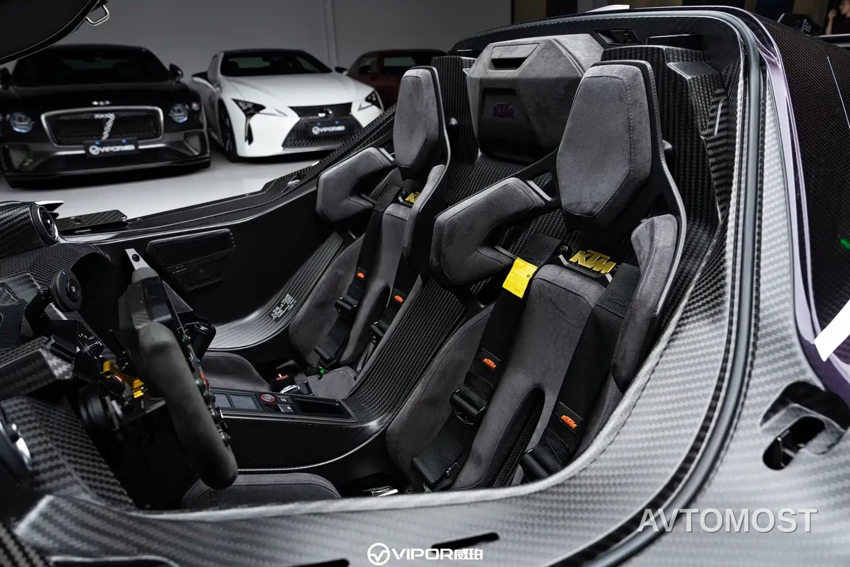 KTM X-BOW 2025 GT-XR — фото 8
