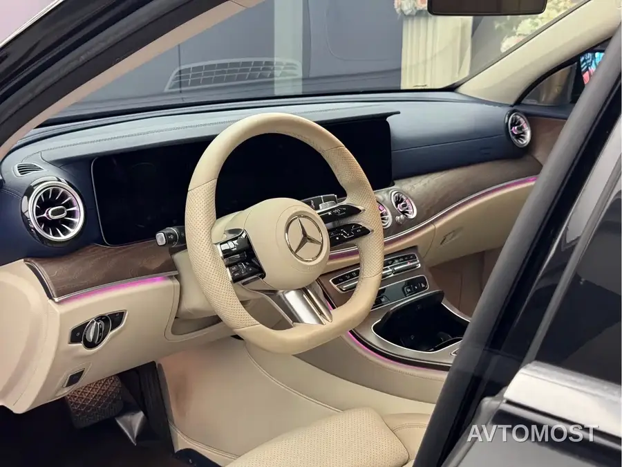 Mercedes-Benz E-Class New Energy 2022 E 350 e L Plug-in Hybrid Sports Sedan