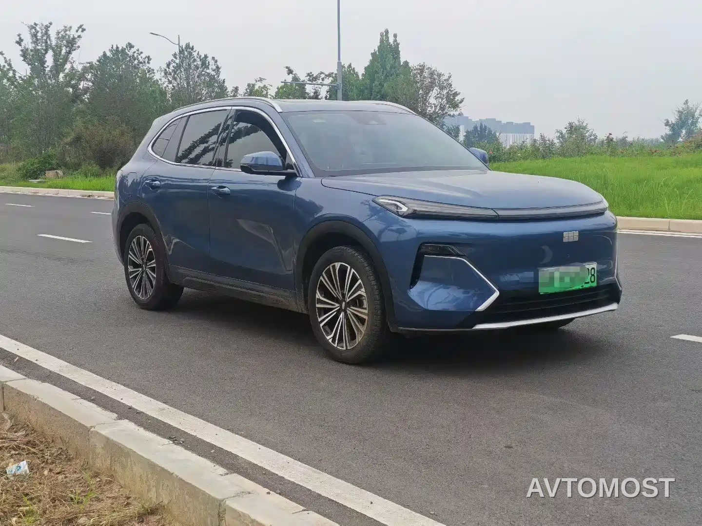 Geely Galaxy Starship 7 EM-i 2025 Model 120km Explorer+ Edition — фото 2
