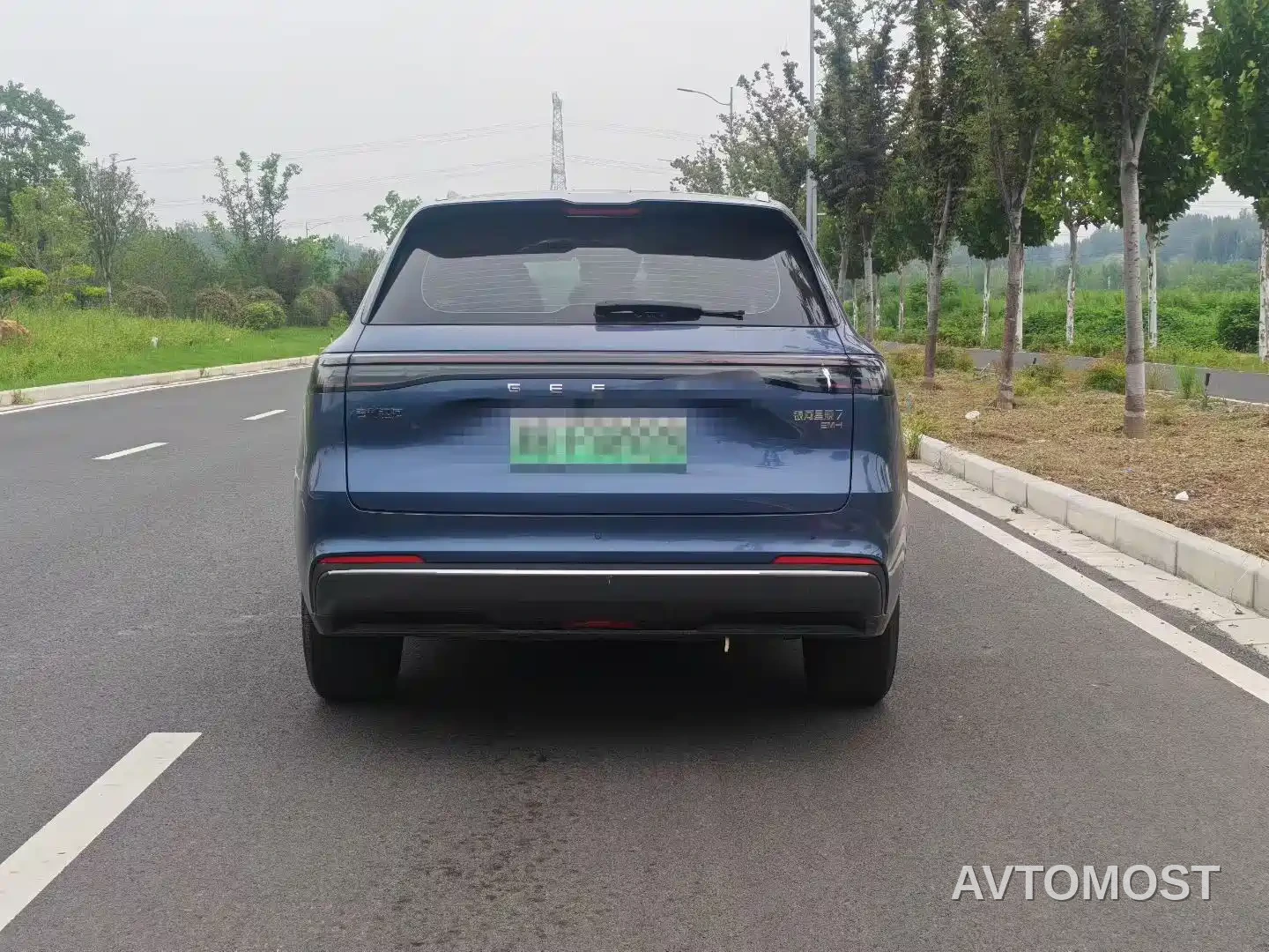 Geely Galaxy Starship 7 EM-i 2025 Model 120km Explorer+ Edition — фото 7