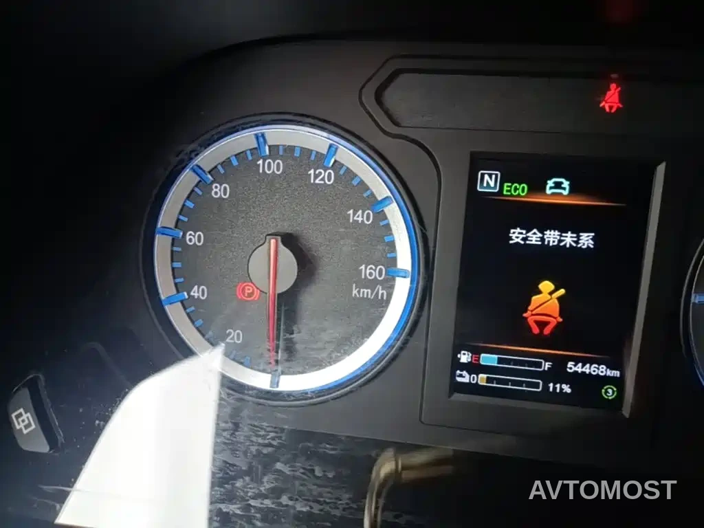 Dongfeng Fengxing Lingzhi New Energy 2025 110km EREV Basic 5-seater — фото 9