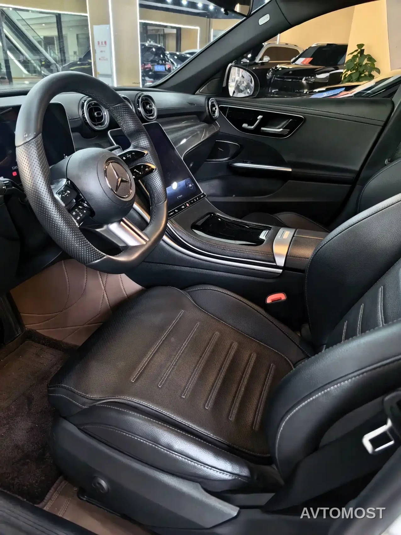 Mercedes-Benz C-Class 2022 C 260 L Sport Edition — фото 4