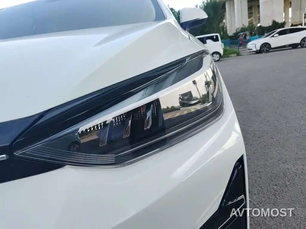 BAIC Beijing EU5 PLUS 2023 R600 Premium Edition — фото 20