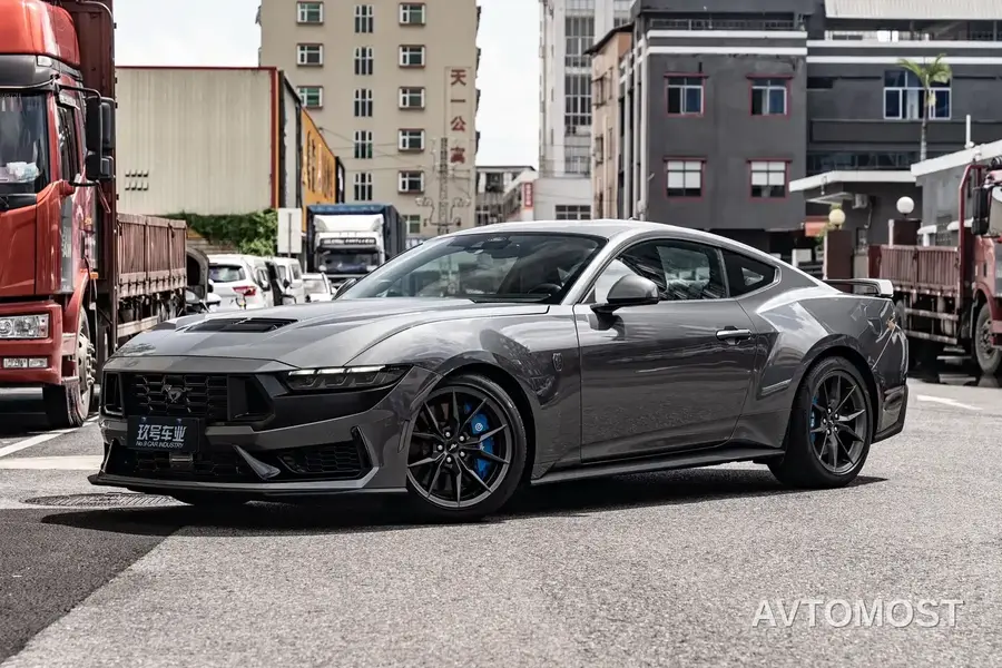 Ford Mustang 2024 5.0L V8 Dark Horse