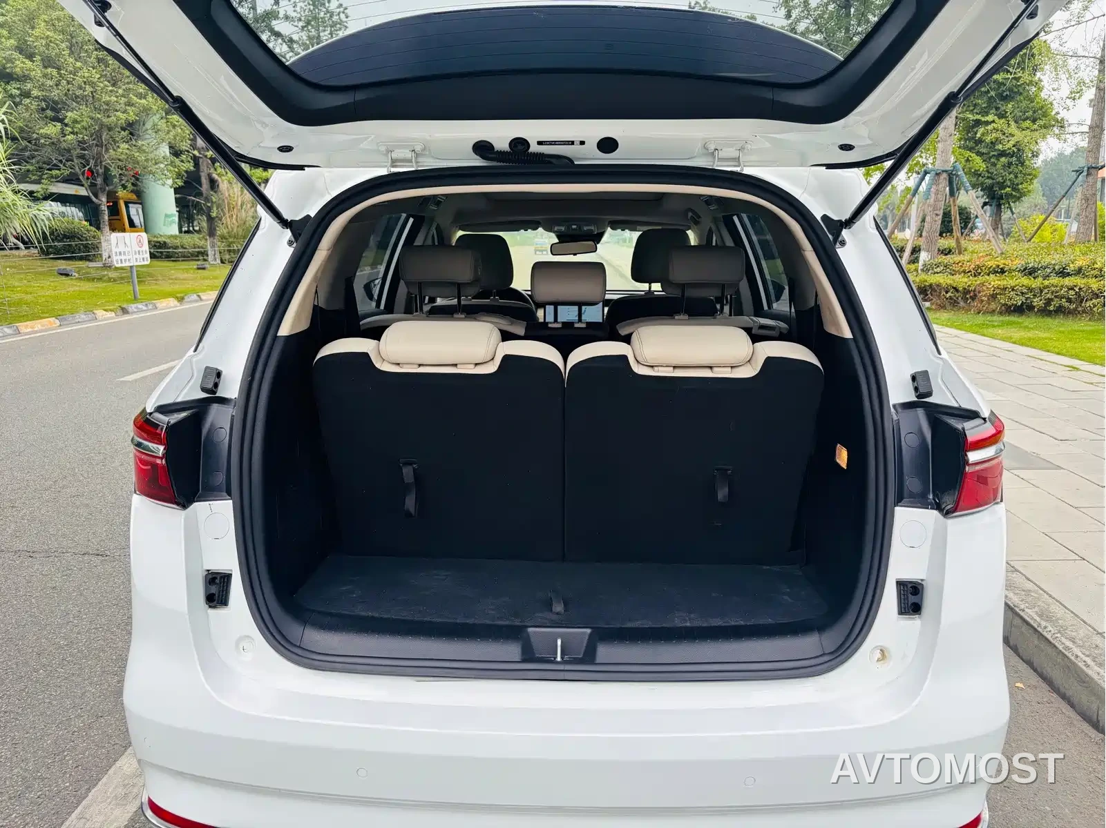 BYD Song MAX New Energy 2022 DM-i 105KM Flagship Model — фото 14