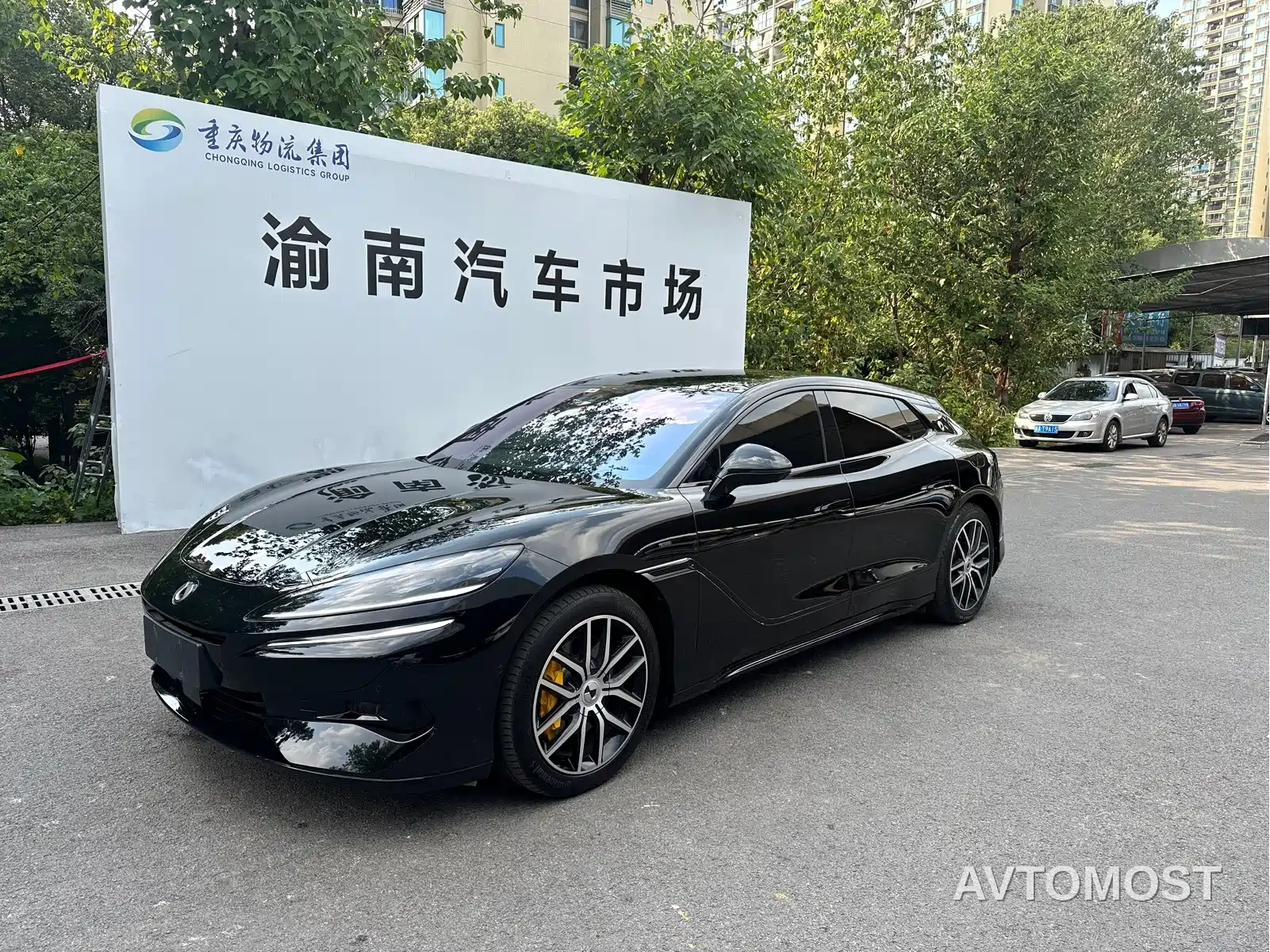Denza Z9GT 2024 1100 AWD Max Launch Edition — фото 1