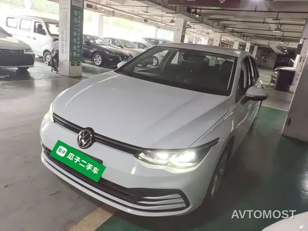 Volkswagen Golf 2023 Model 200TSI DSG — фото 2