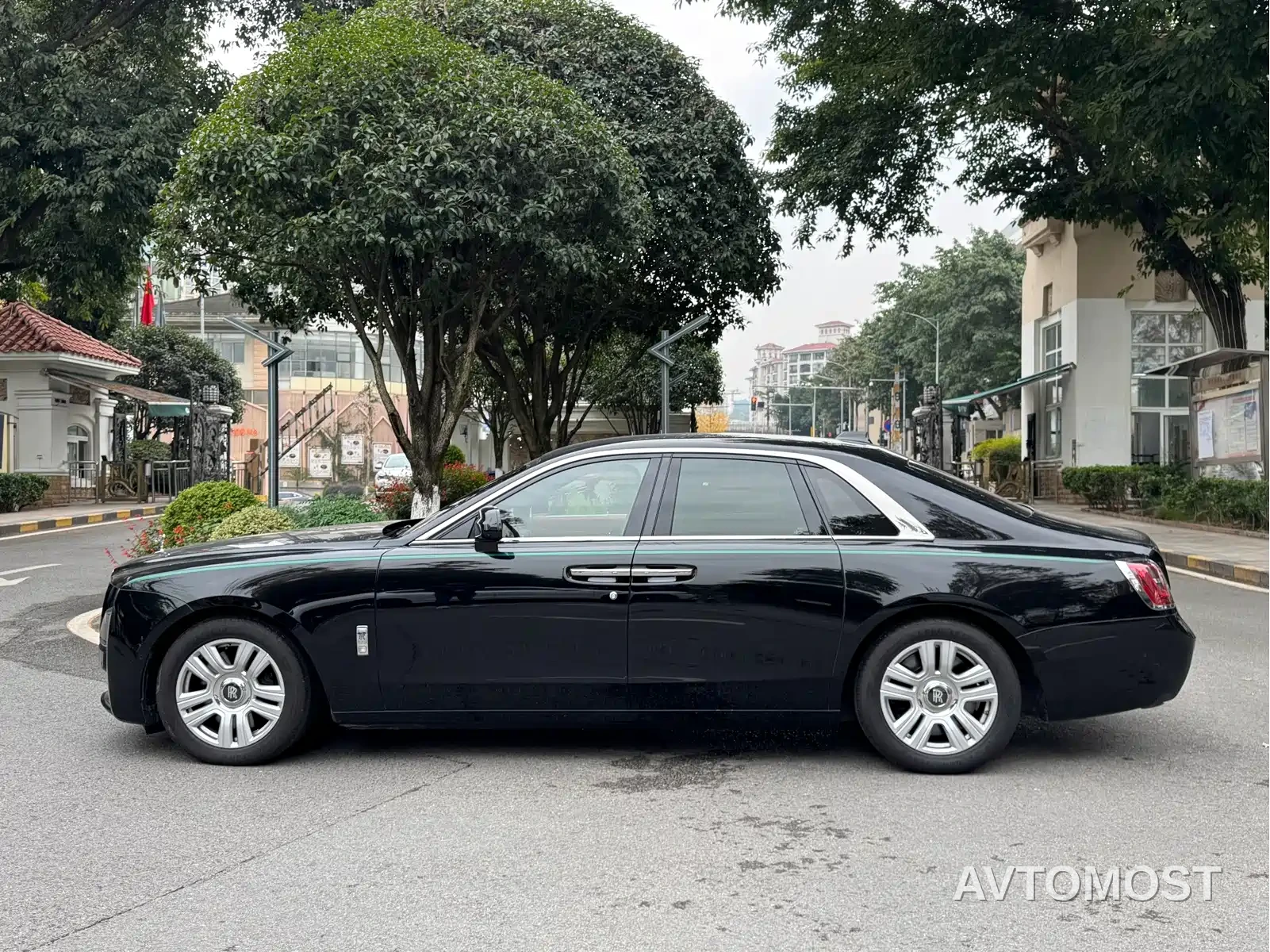 Rolls-Royce Ghost 2021 6.7T Standard Wheelbase — фото 21