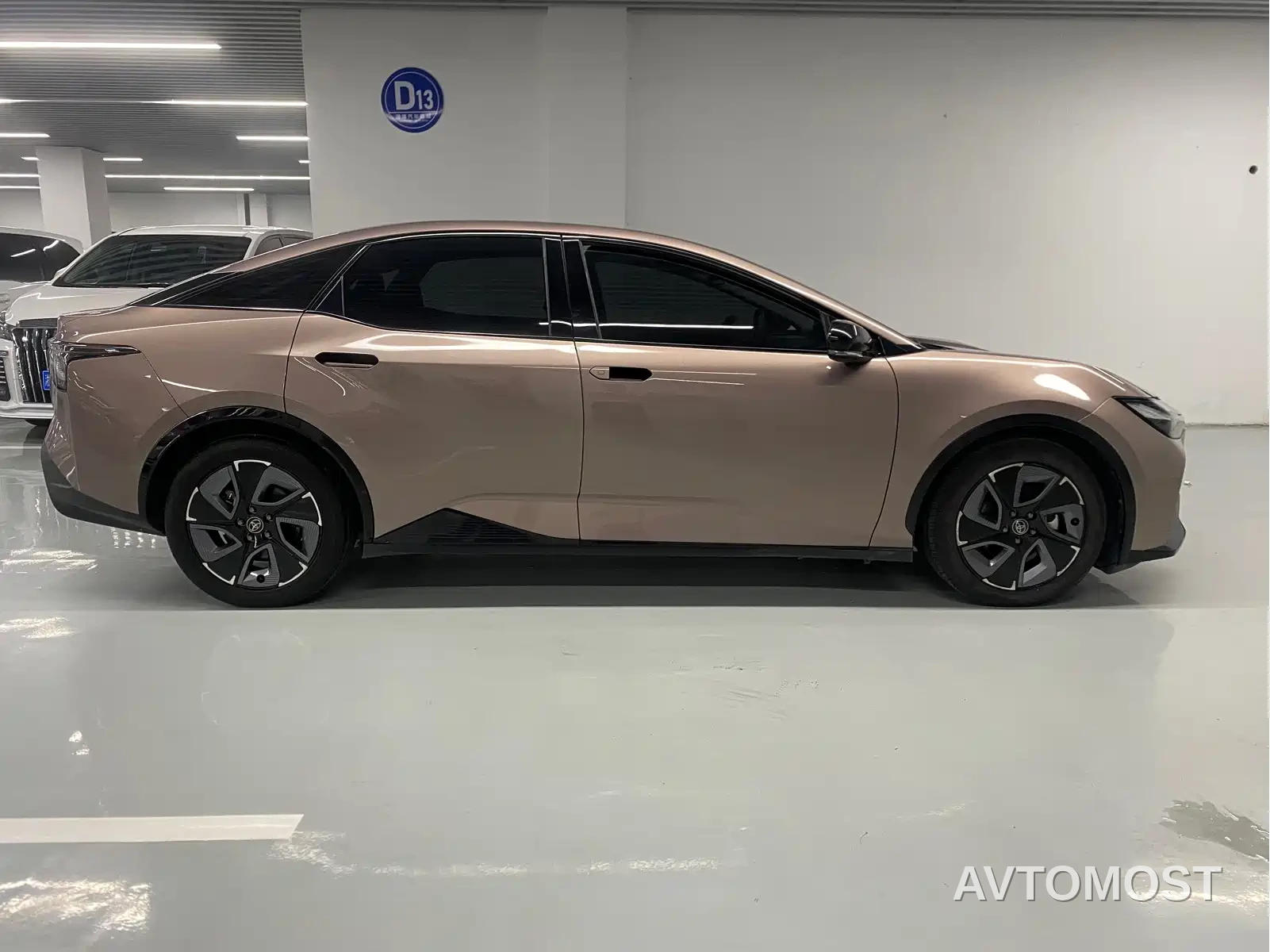 Toyota bZ3 2023 616km Long Range PRO — фото 1