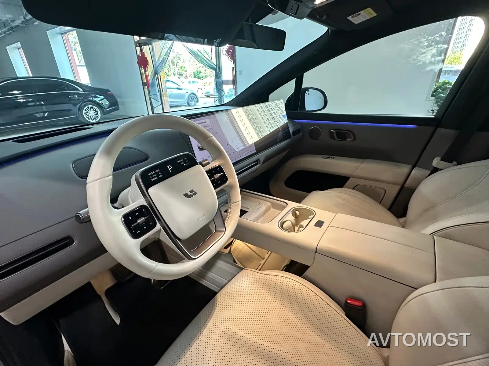 Li Auto i6 2025 4WD Base Model — фото 6