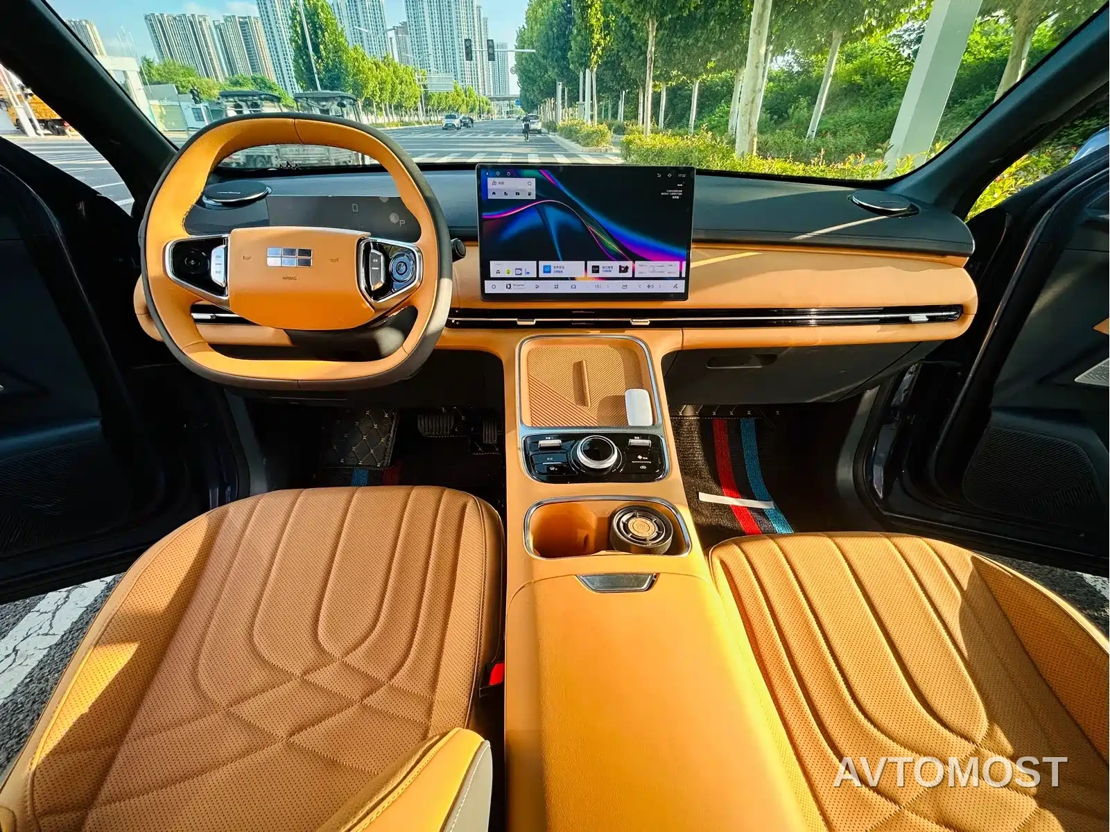 Geely Galaxy Starship 7 EM-i 2025 Model 120km Voyage+ Edition — фото 6