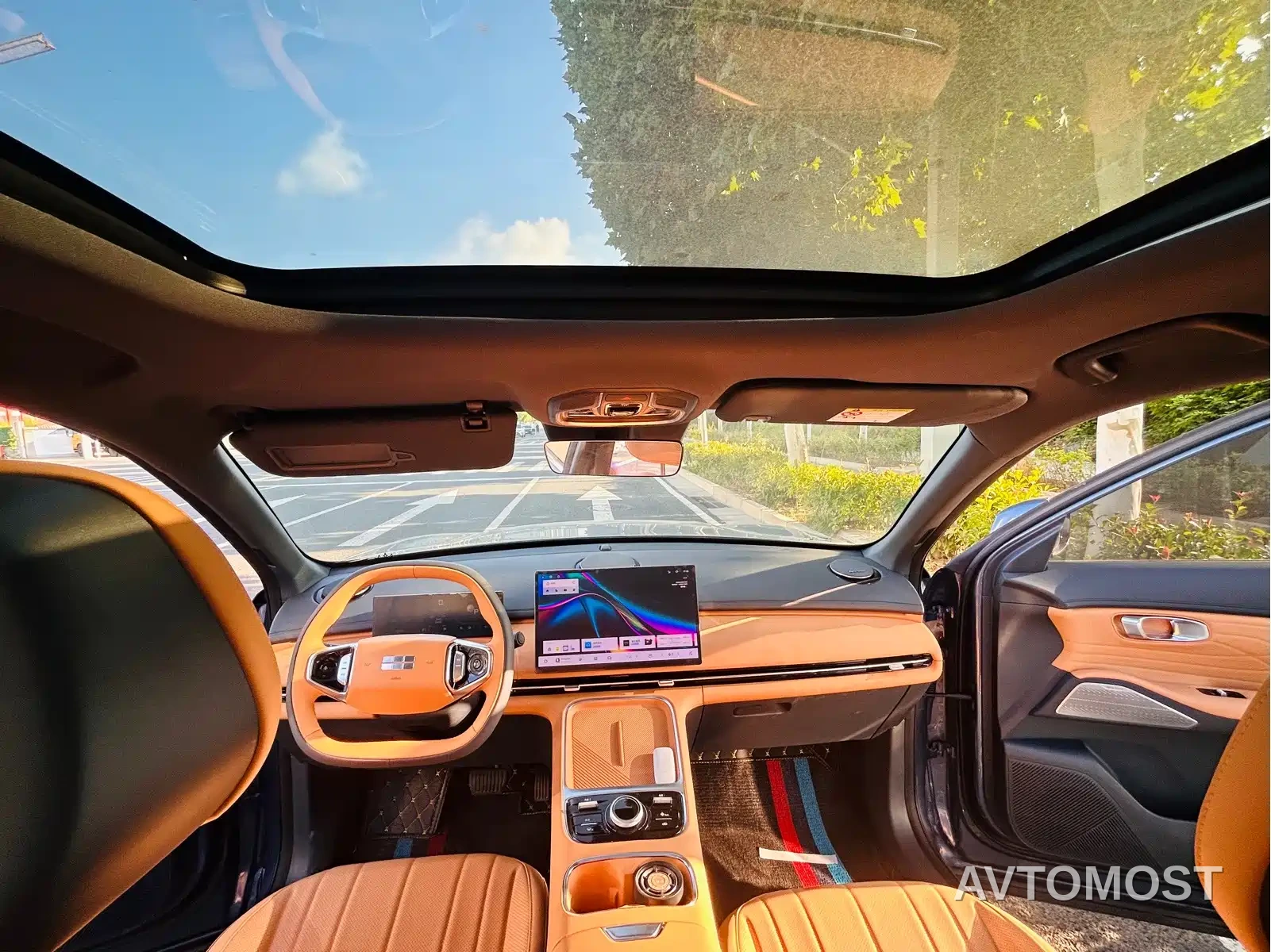 Geely Galaxy Starship 7 EM-i 2025 Model 120km Voyage+ Edition — фото 8