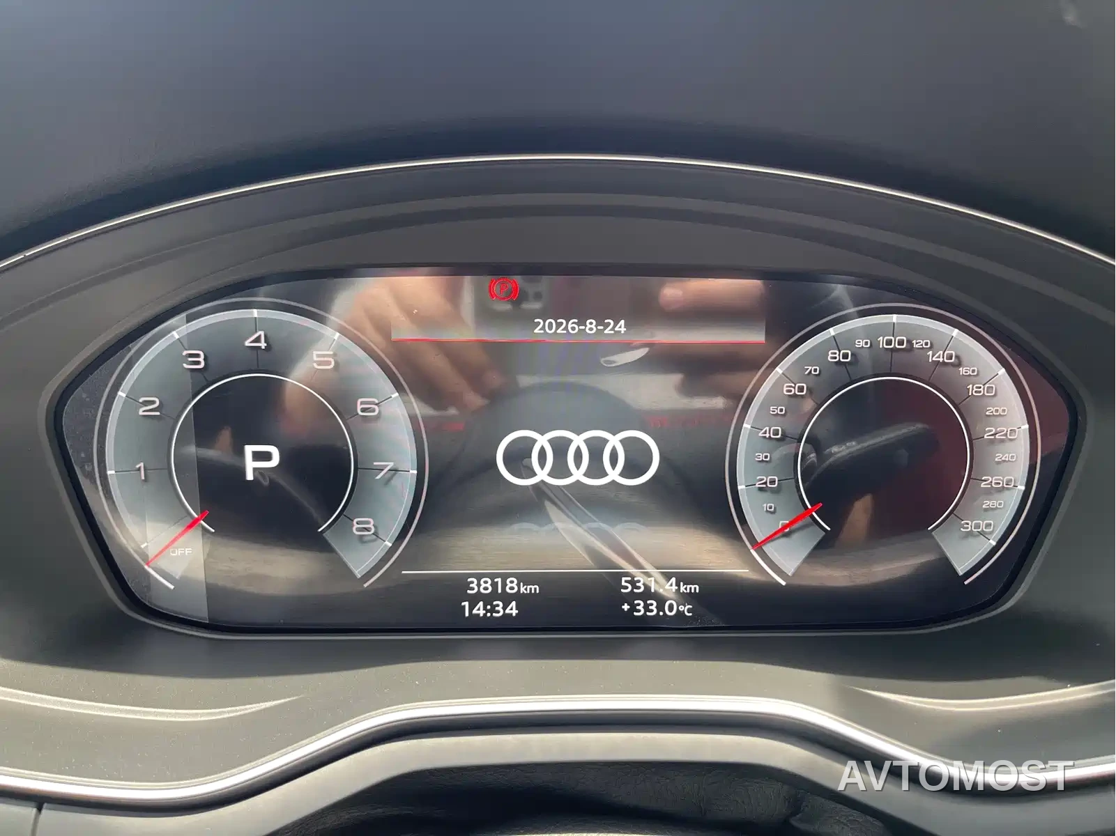 Audi A4L 2025 2 Million Celebration Edition 40 TFSI Luxury Dynamic — фото 22