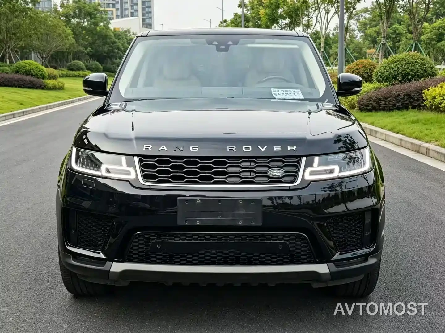 Land Rover Range Rover Sport PHEV 2020 P400e SE — фото 2