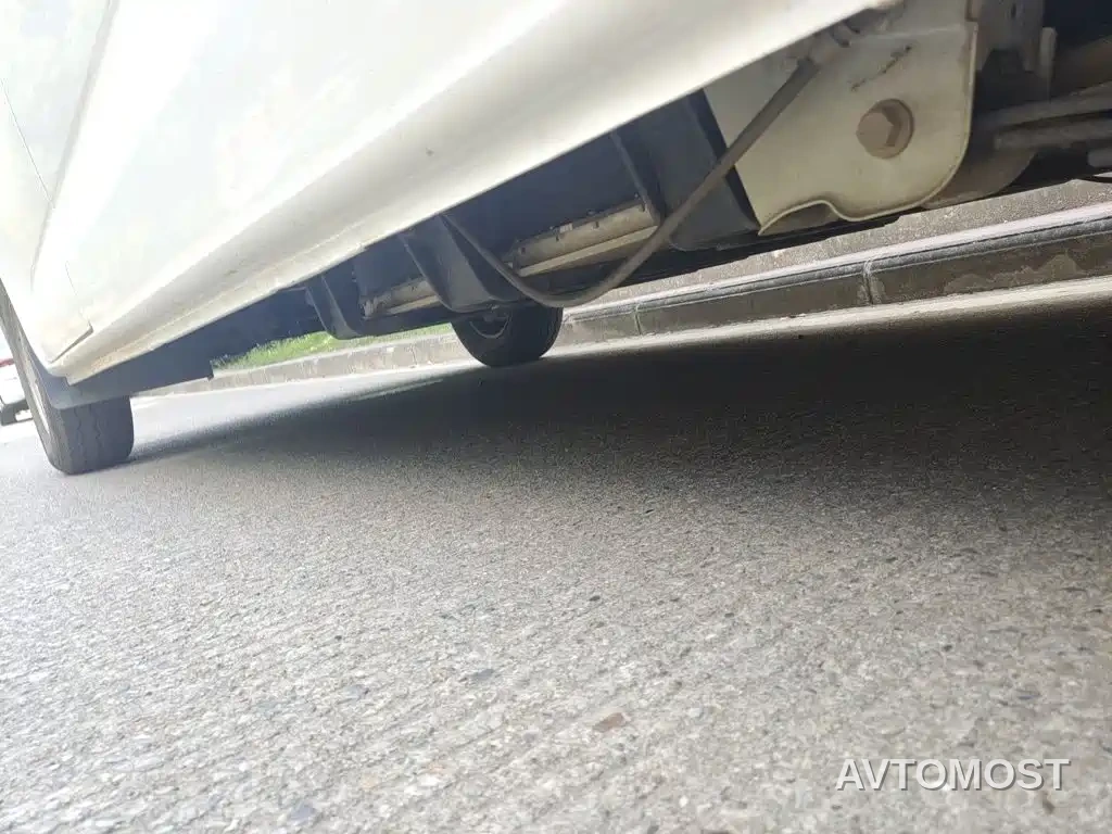 Changan Ruixing EM60 2025 Passenger Comfort 6-seater 240km Liftgate 60kW — фото 17
