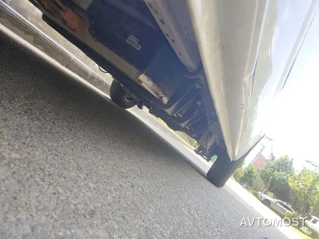 Changan Ruixing EM60 2025 Passenger Comfort 6-seater 240km Liftgate 60kW — фото 18