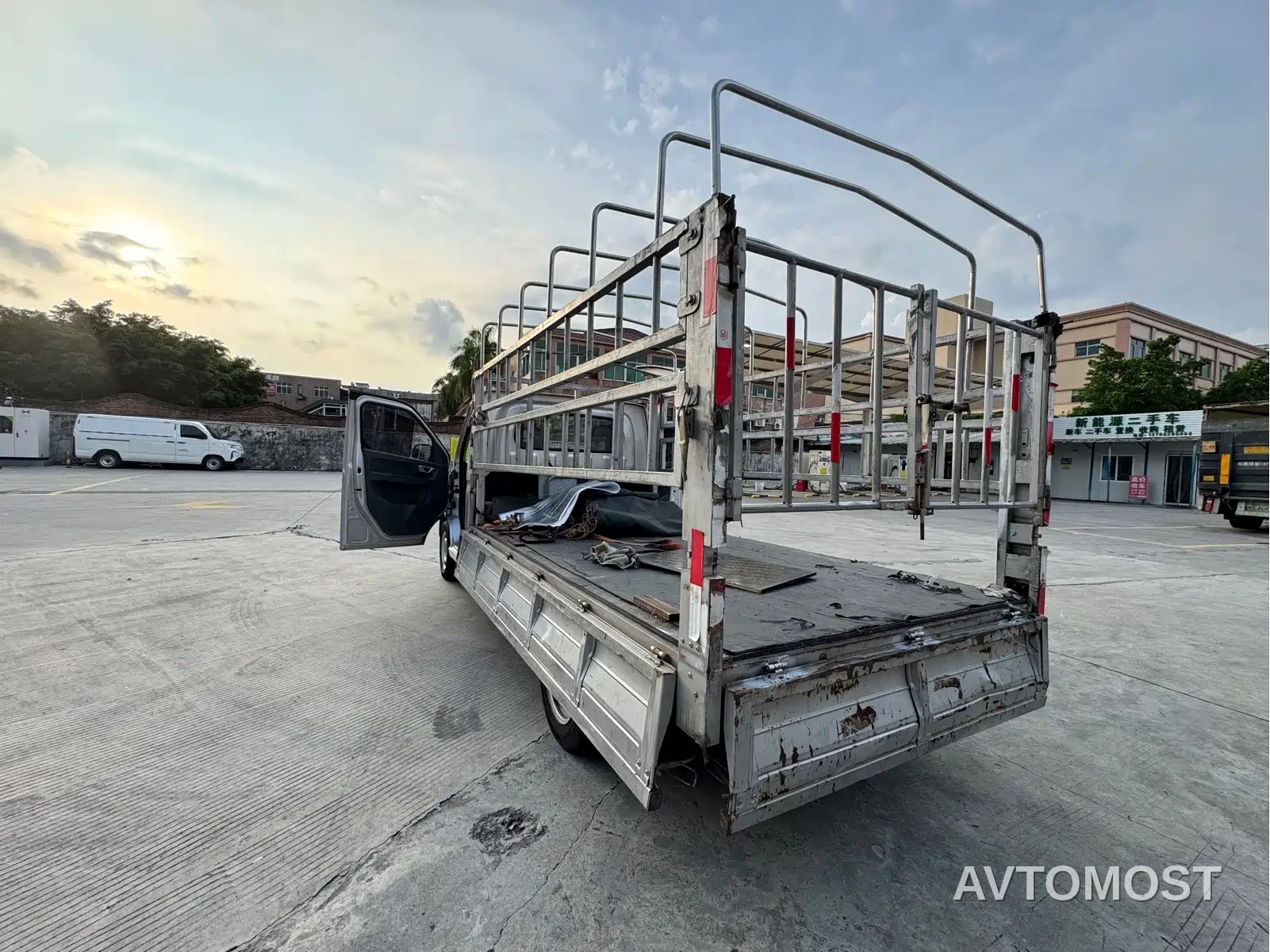 Yuan Cheng Farizon Star Enjoy F1E 2023 Caged Truck EVE Energy 41.86kWh — фото 7