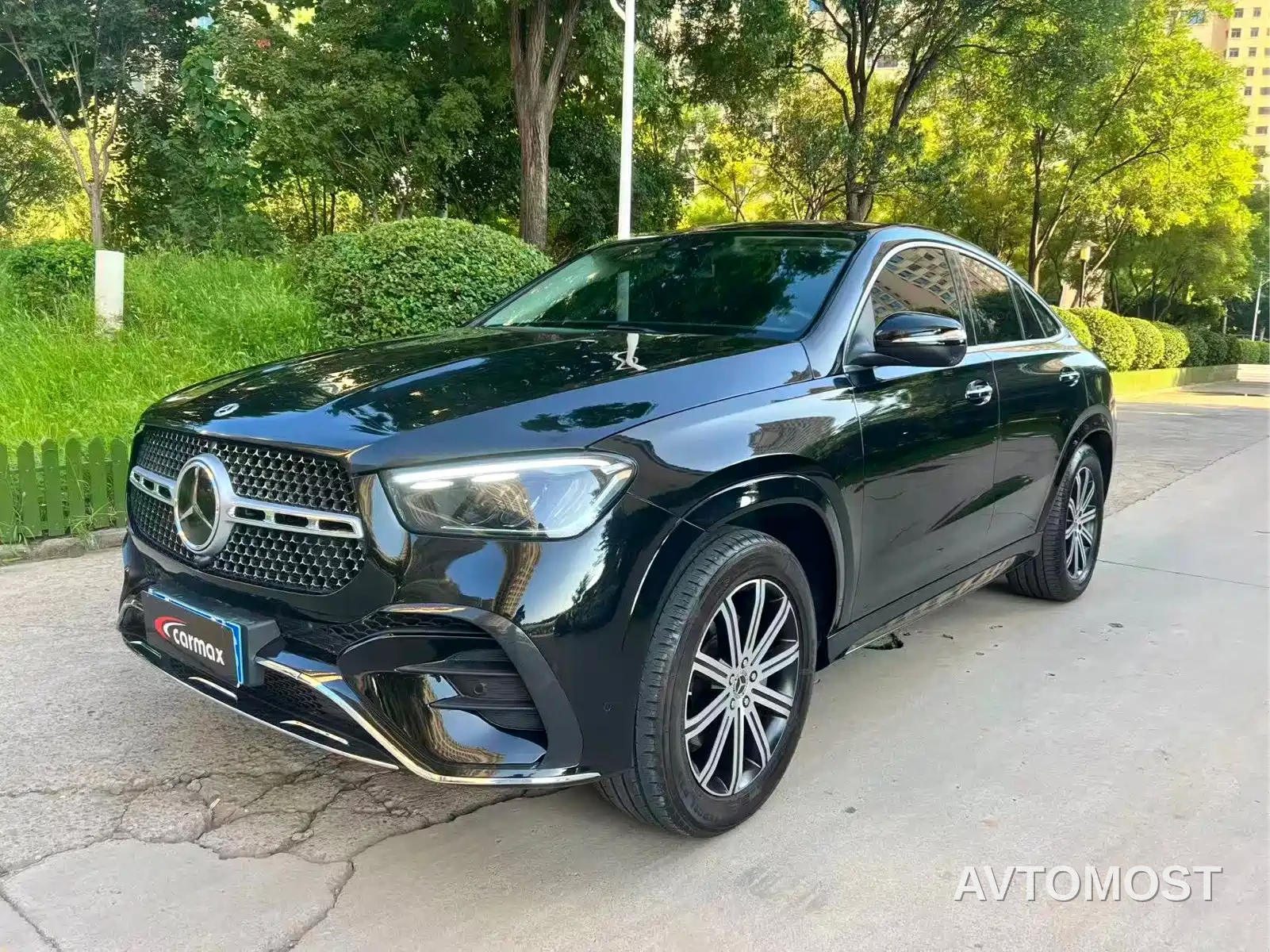 Mercedes-Benz GLE Coupe 2025 GLE 350 4MATIC Coupe SUV Luxury — фото 3