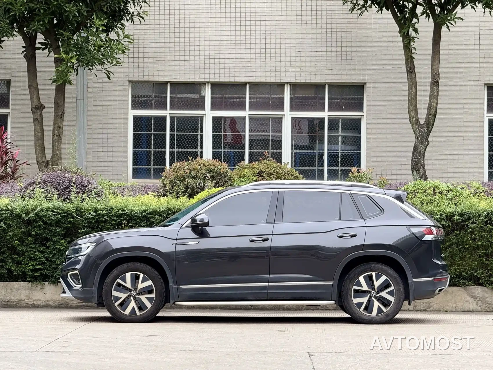 Volkswagen Tayron 2023 330TSI 2WD Luxury Plus Advanced Edition — фото 2