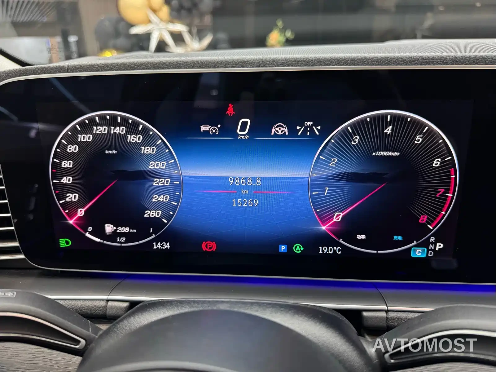 Mercedes-Benz GLE 2024 GLE 450 4MATIC Luxury — фото 3