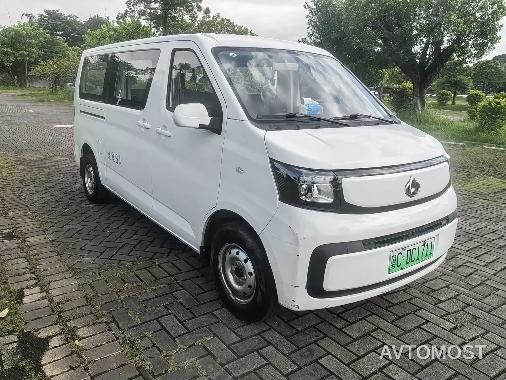 Changan Ruixing EM60 2025 Passenger Version Comfort 6-Seater 300km with Opposing Doors — фото 3