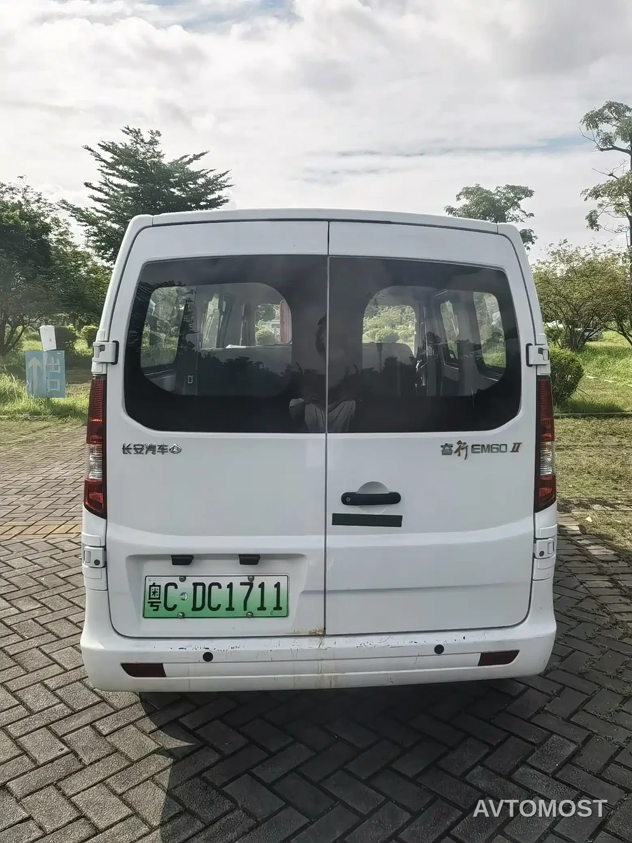 Changan Ruixing EM60 2025 Passenger Version Comfort 6-Seater 300km with Opposing Doors — фото 6