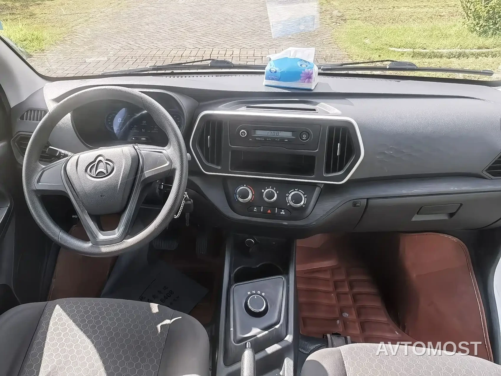 Changan Ruixing EM60 2025 Passenger Version Comfort 6-Seater 300km with Opposing Doors — фото 10