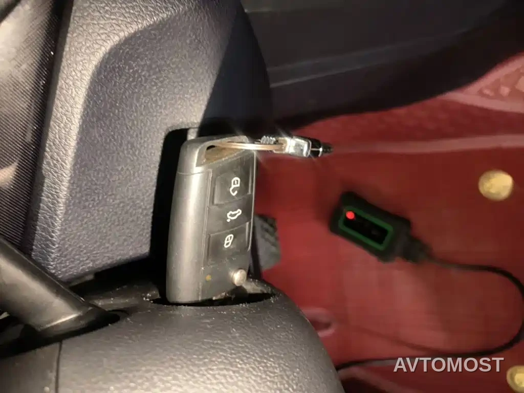 Volkswagen Tharu 2025 Model Rising Star 1.5L Advance Edition — фото 9