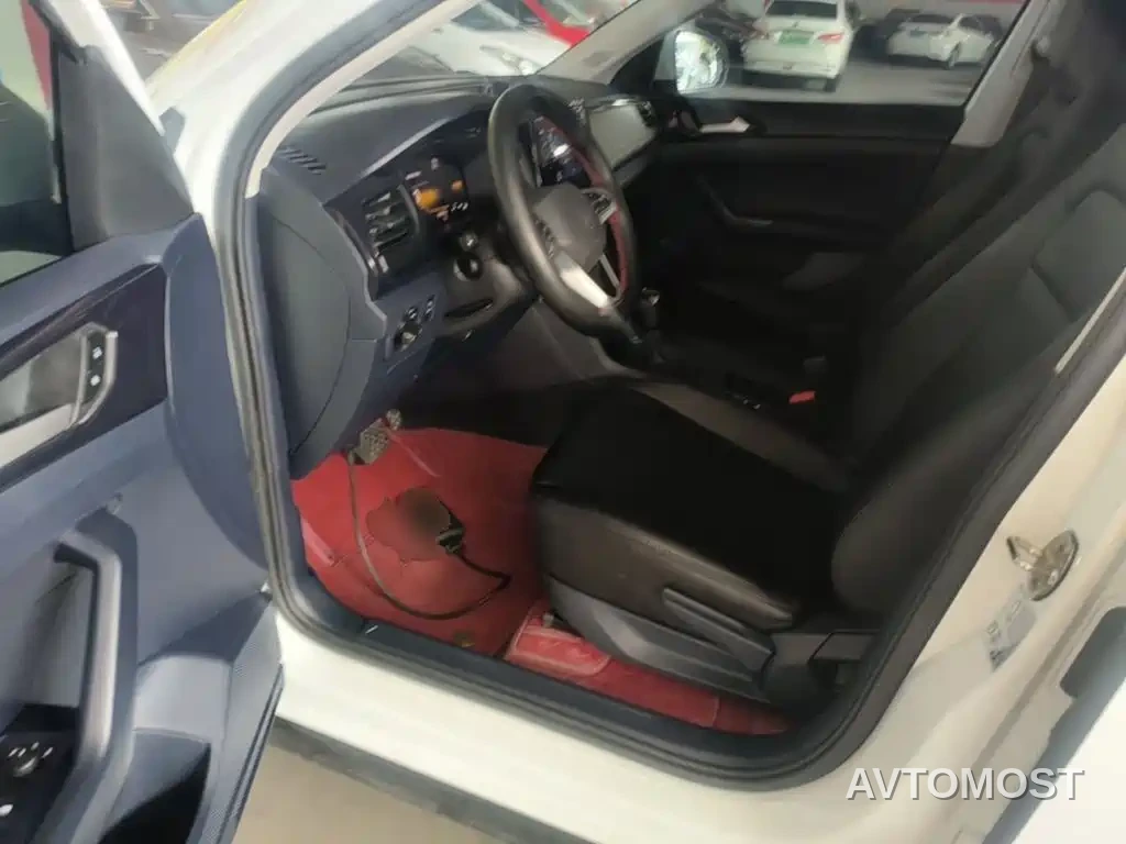 Volkswagen Tharu 2025 Model Rising Star 1.5L Advance Edition — фото 16